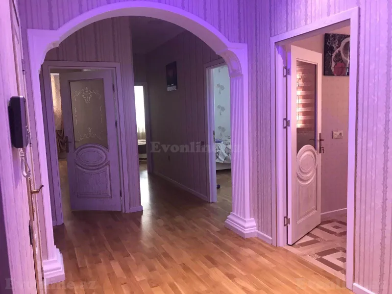 3 otaqlı yeni tikili mənzil kirayə verilir — 6-cı mikrorayon, Bakı - şəkil 9