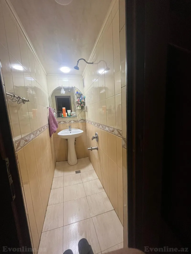 2 otaqlı köhnə tikili mənzil kirayə verilir — Yeni Yasamal, Bakı - şəkil 2