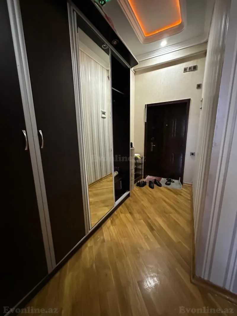 2 otaqlı yeni tikili mənzil satılır — Yeni Yasamal, Bakı - şəkil 7