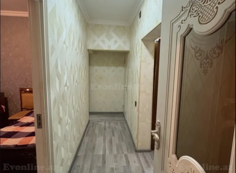 3 otaqlı köhnə tikili mənzil satılır — Sumqayıt