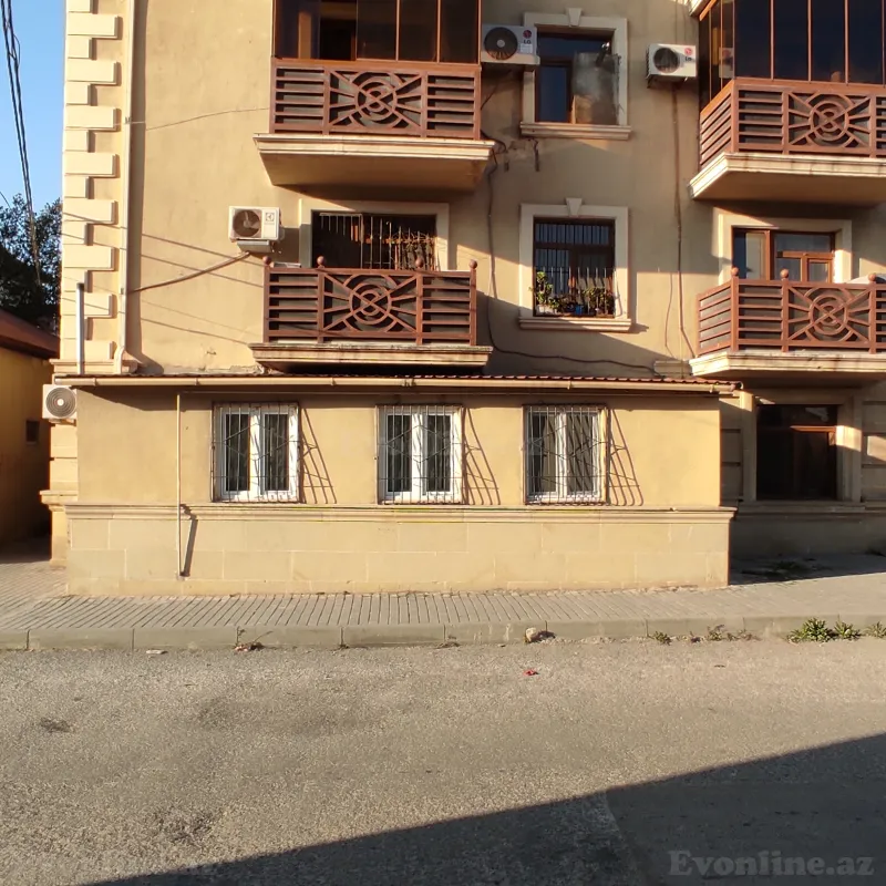 3 otaqlı köhnə tikili mənzil satılır — Buzovna, Bakı - şəkil 3