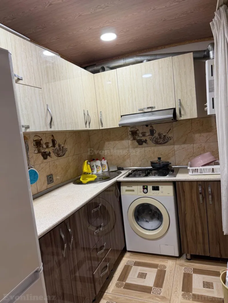 3 otaqlı köhnə tikili mənzil kirayə verilir — Neftçilər m., Bakı - şəkil 2