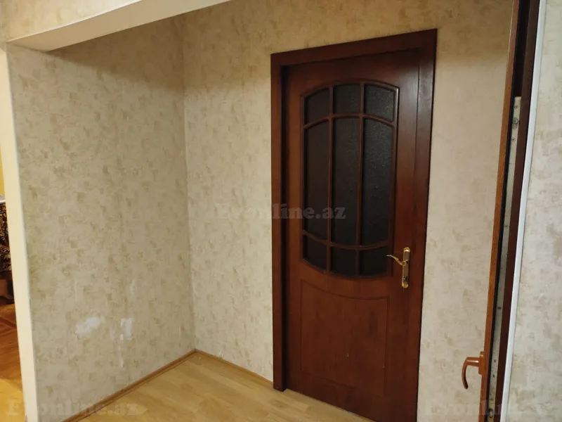 4 otaqlı köhnə tikili mənzil kirayə verilir — 7-ci mikrorayon, Bakı - şəkil 7