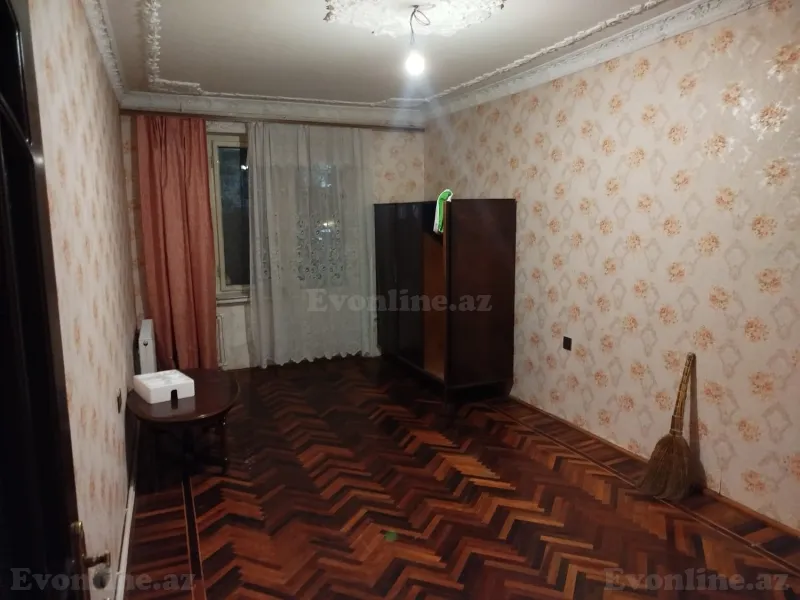 4 otaqlı köhnə tikili mənzil kirayə verilir — 7-ci mikrorayon, Bakı - şəkil 8