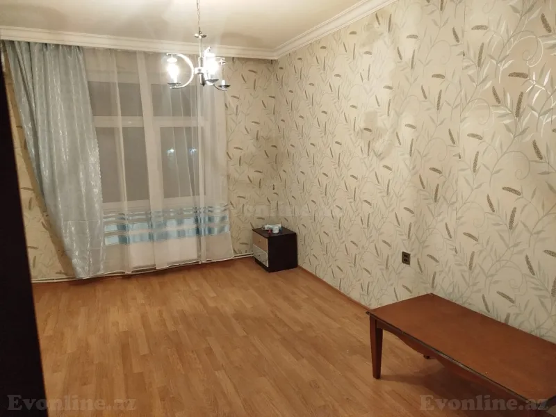 4 otaqlı köhnə tikili mənzil kirayə verilir — 7-ci mikrorayon, Bakı - şəkil 12