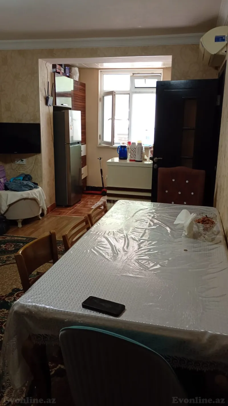 2 otaqlı köhnə tikili mənzil satılır — Yasamal, Bakı